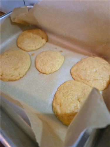Buttery Jam Cookies